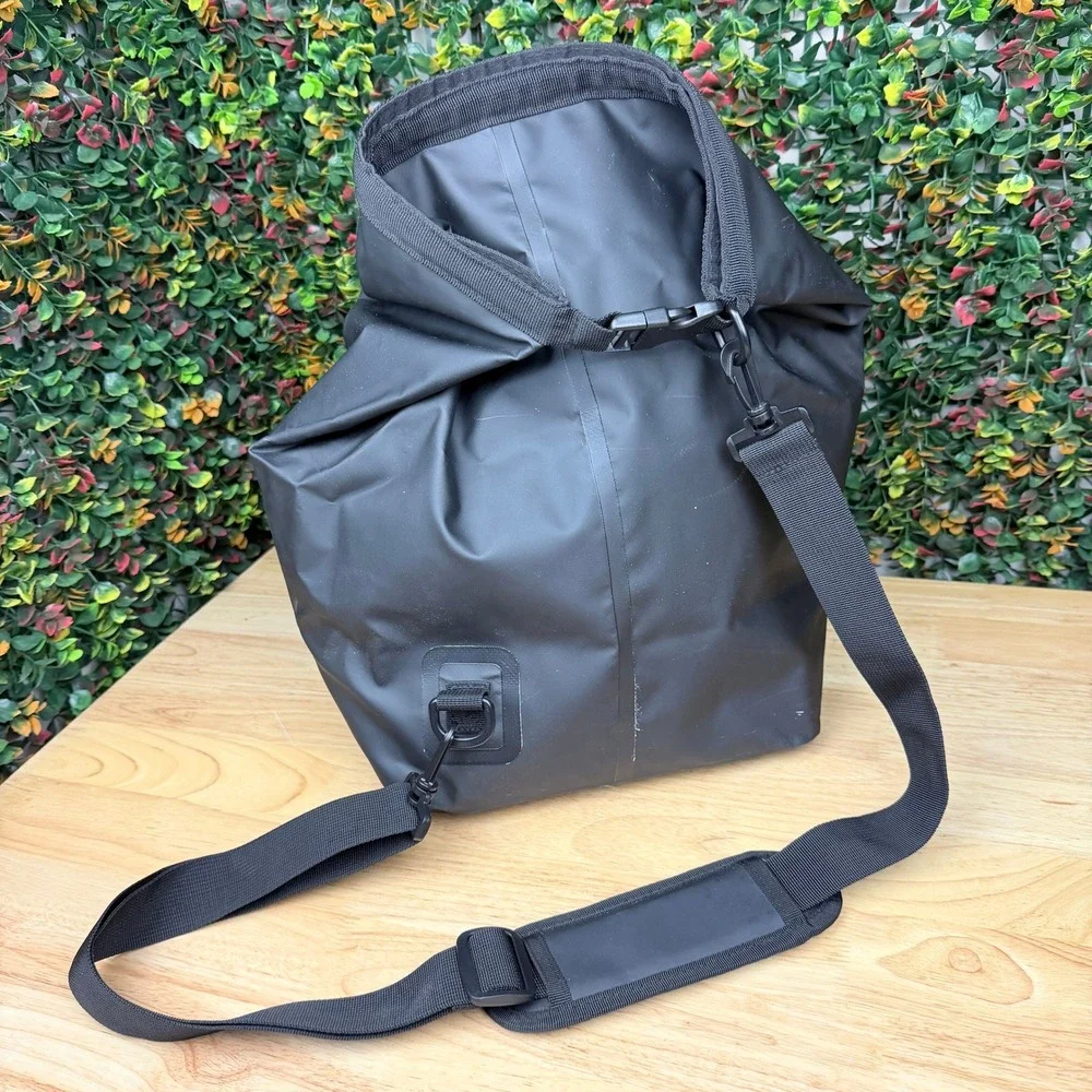 Huk Waterproof Roll Top Dry Bag Black Tarpaulin PVC Fishing Gear Padded Strap